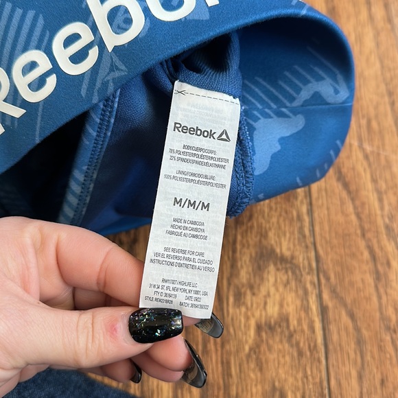 Women’s Reebok sports bra size M medium yoga stretch comfy running athletic pad - Picture 6 of 10